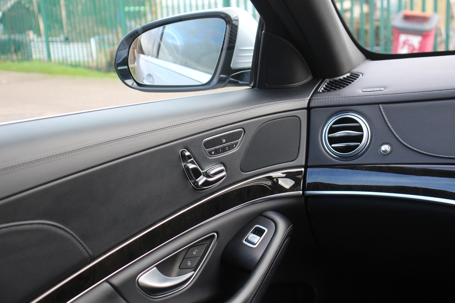 Used Mercedes-Benz S Class 2017 for sale - 77492744: Photo 55