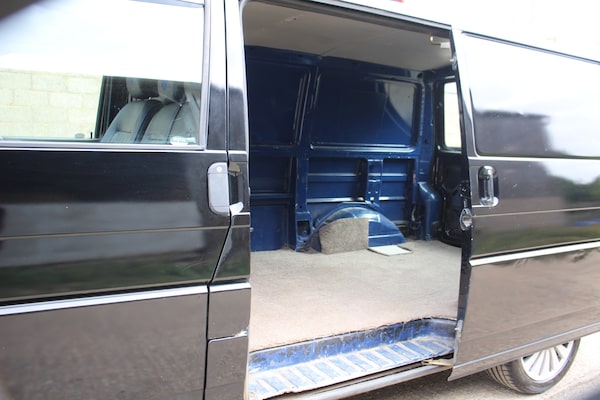 Used Volkswagen Transporter 2002 for sale - 75675414: Photo 17