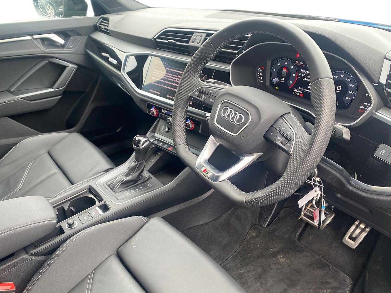 Used Audi Q3 2025 for sale - 76450565: Photo 15