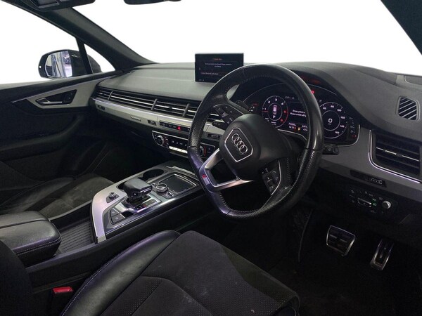Used Audi Q7 2018 for sale - 76324552: Photo 15