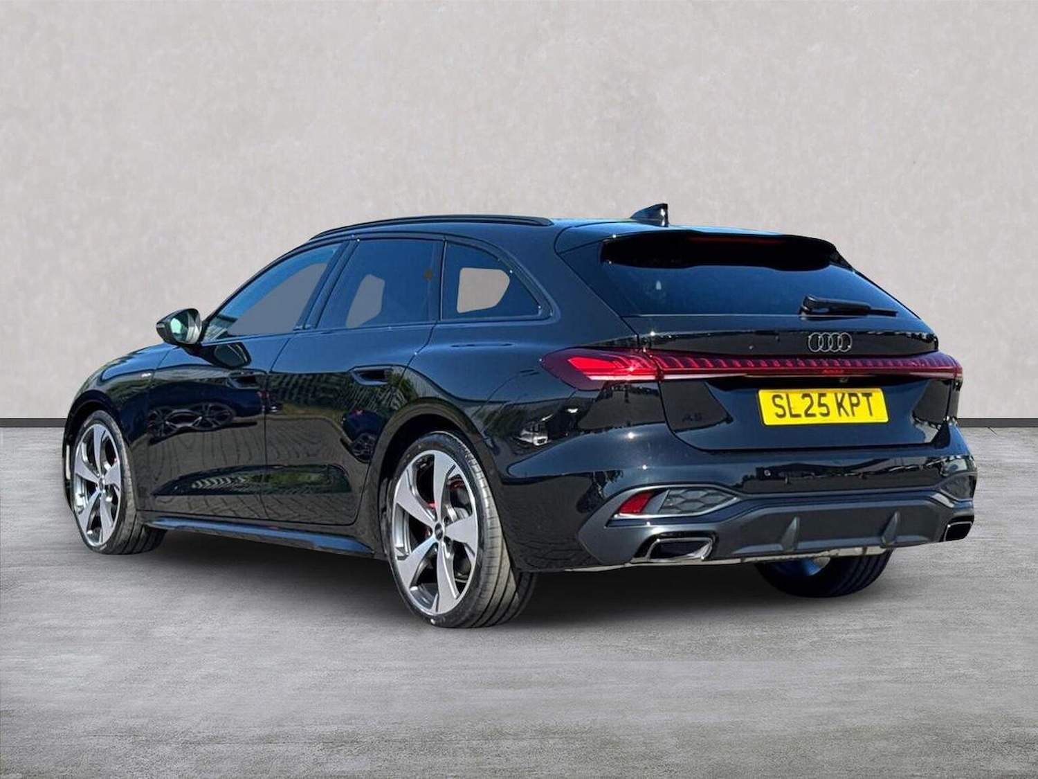 Used Audi A5 2025 for sale - 76426709: Photo 2