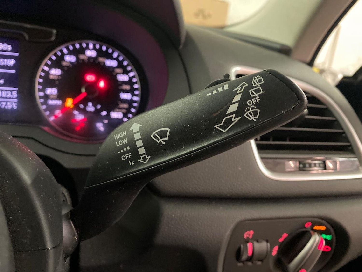 Used Audi Q3 2018 for sale - 77980059: Photo 28