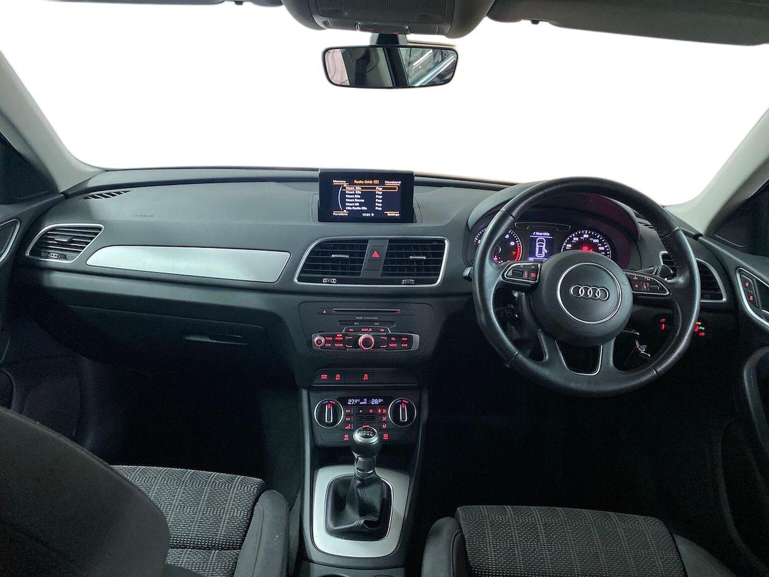 Used Audi Q3 2018 for sale - 77980059: Photo 8