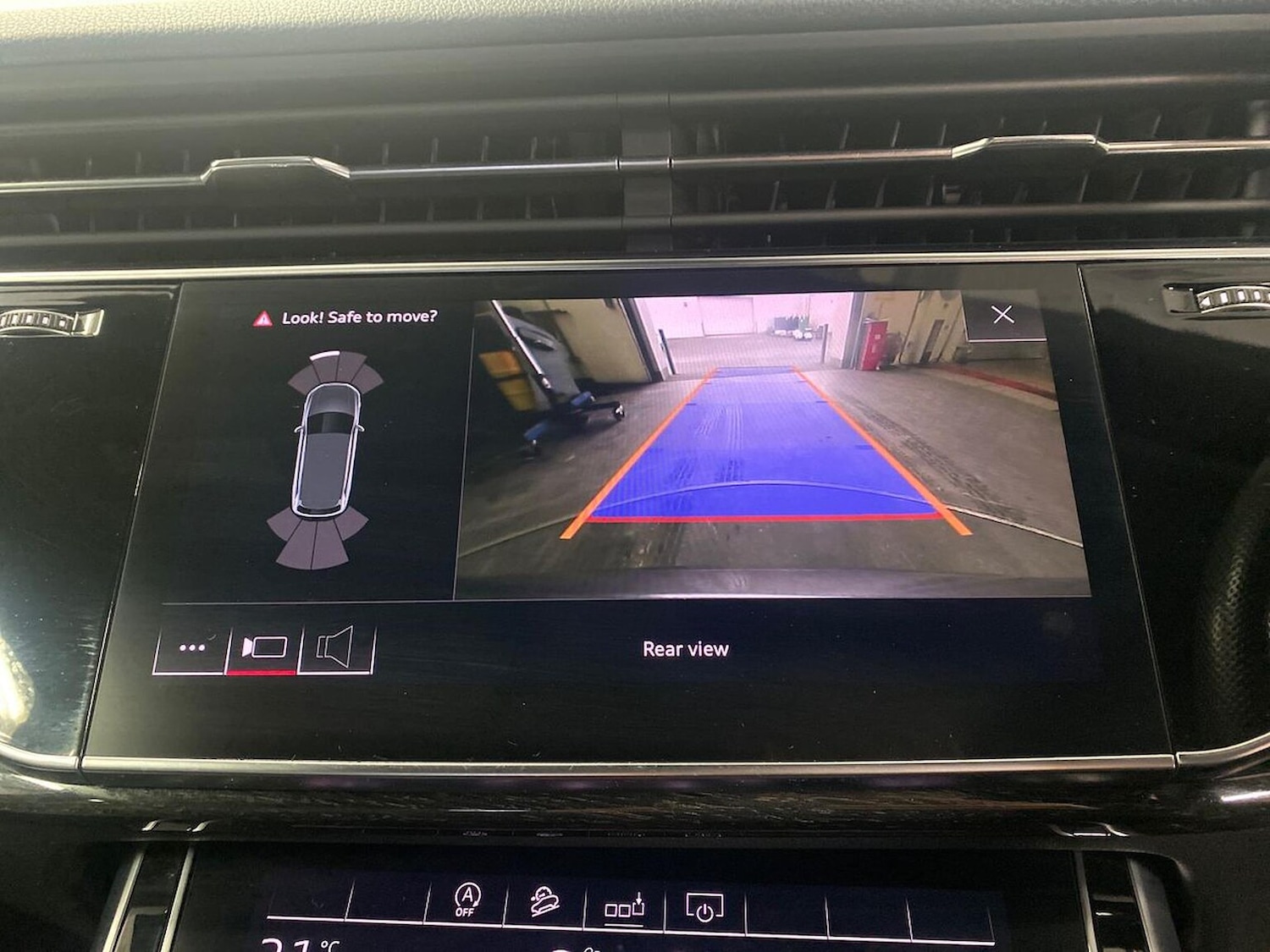 Used Audi Q7 2019 for sale - 77033441: Photo 25