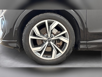 Used Audi Q4 e-tron 2023 for sale - 79594261: Photo