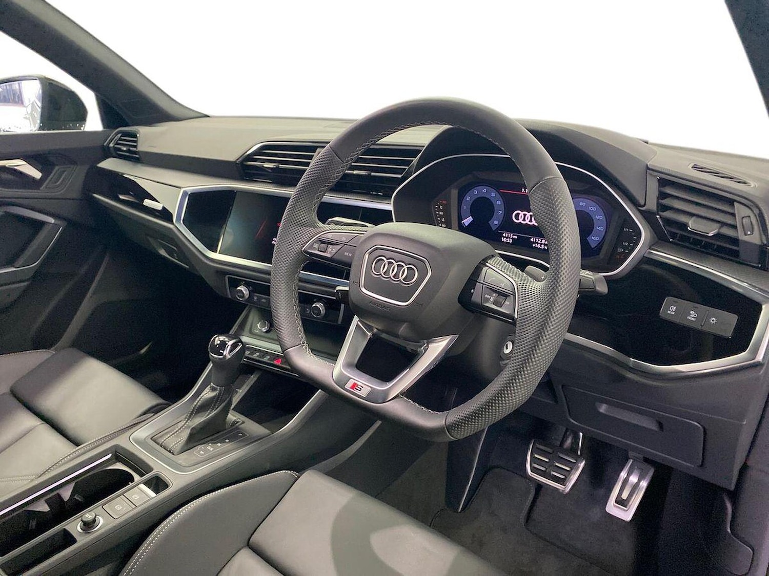 Used Audi Q3 2025 for sale - 76134228: Photo 15