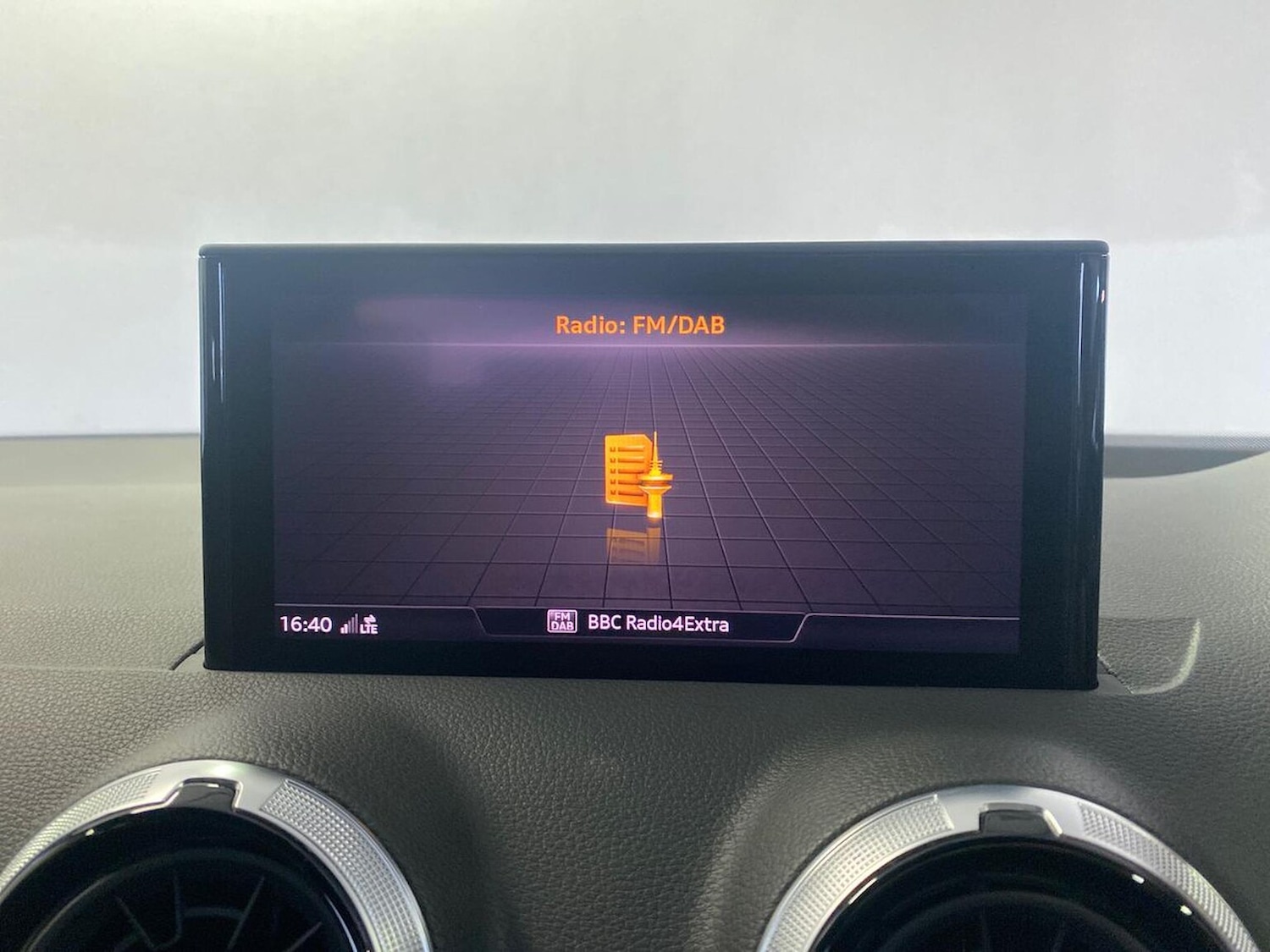 Used Audi Q2 2024 for sale - 76070157: Photo 25
