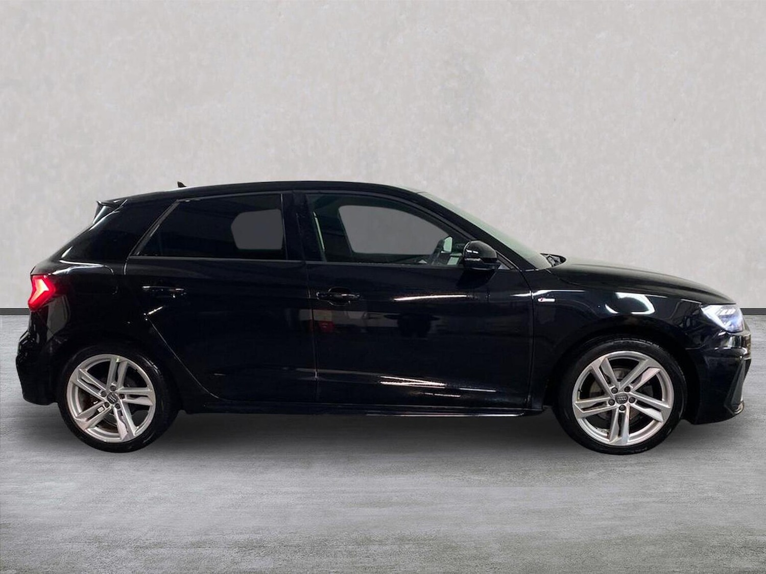 Used Audi A1 2019 for sale - 76932286: Photo 3