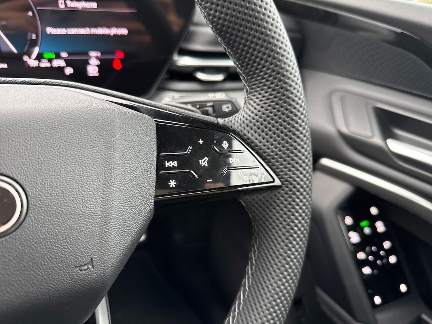 Used Audi Q5 2025 for sale - 76450560: Photo 26