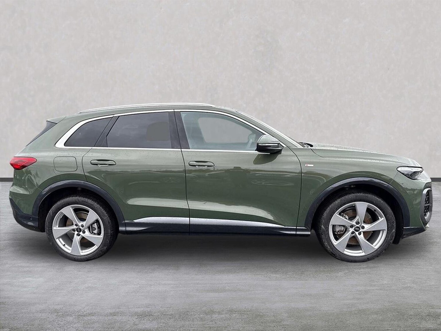 Used Audi Q5 2025 for sale - 76450560: Photo 3