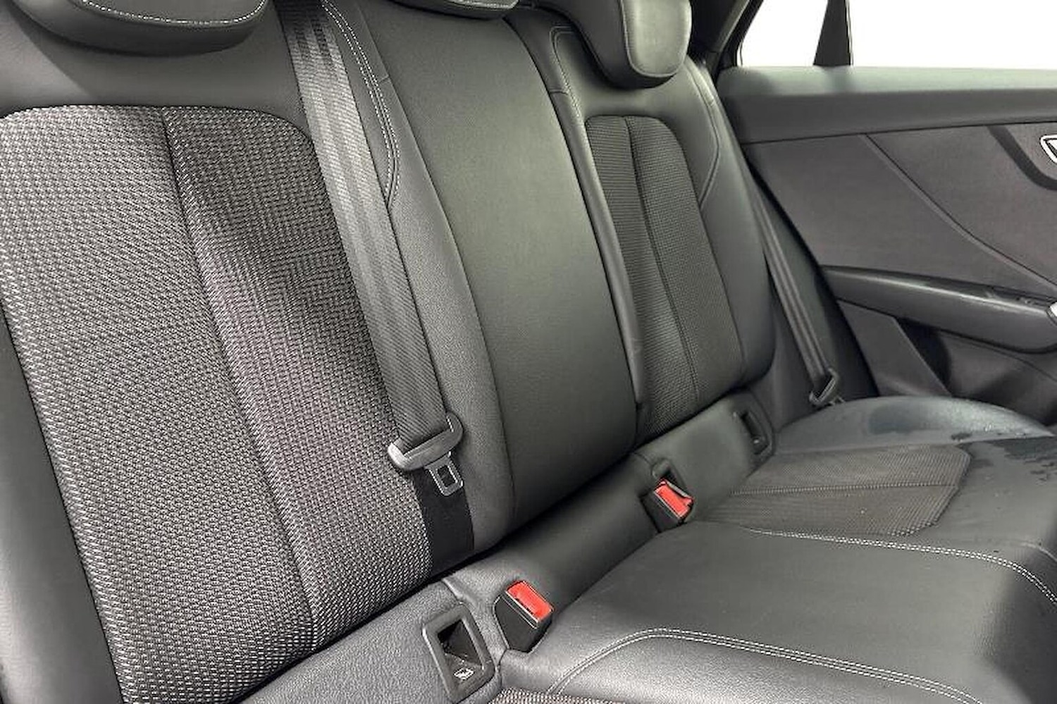 Used Audi Q2 2024 for sale - 76065632: Photo 12