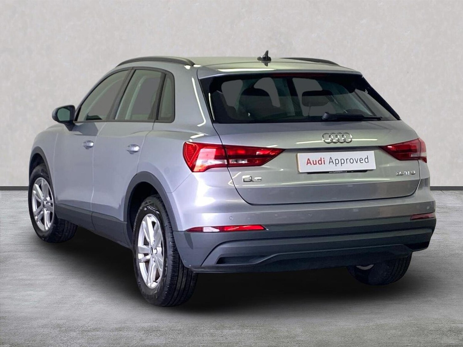 Used Audi Q3 2022 for sale - 76194523: Photo 2