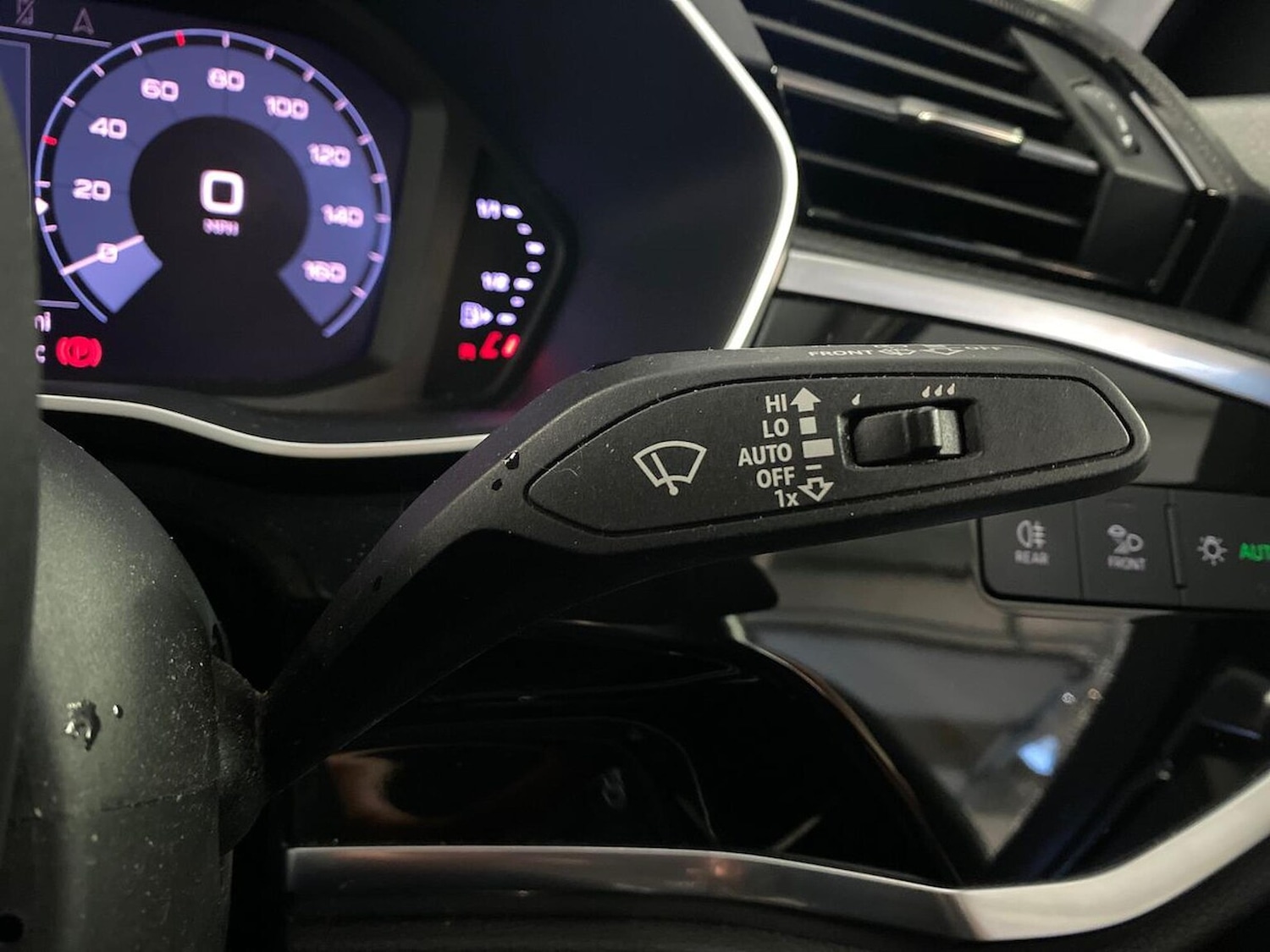 Used Audi Q3 2019 for sale - 76864051: Photo 28