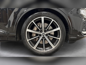 Used Audi Q7 2022 for sale - 79594267: Photo