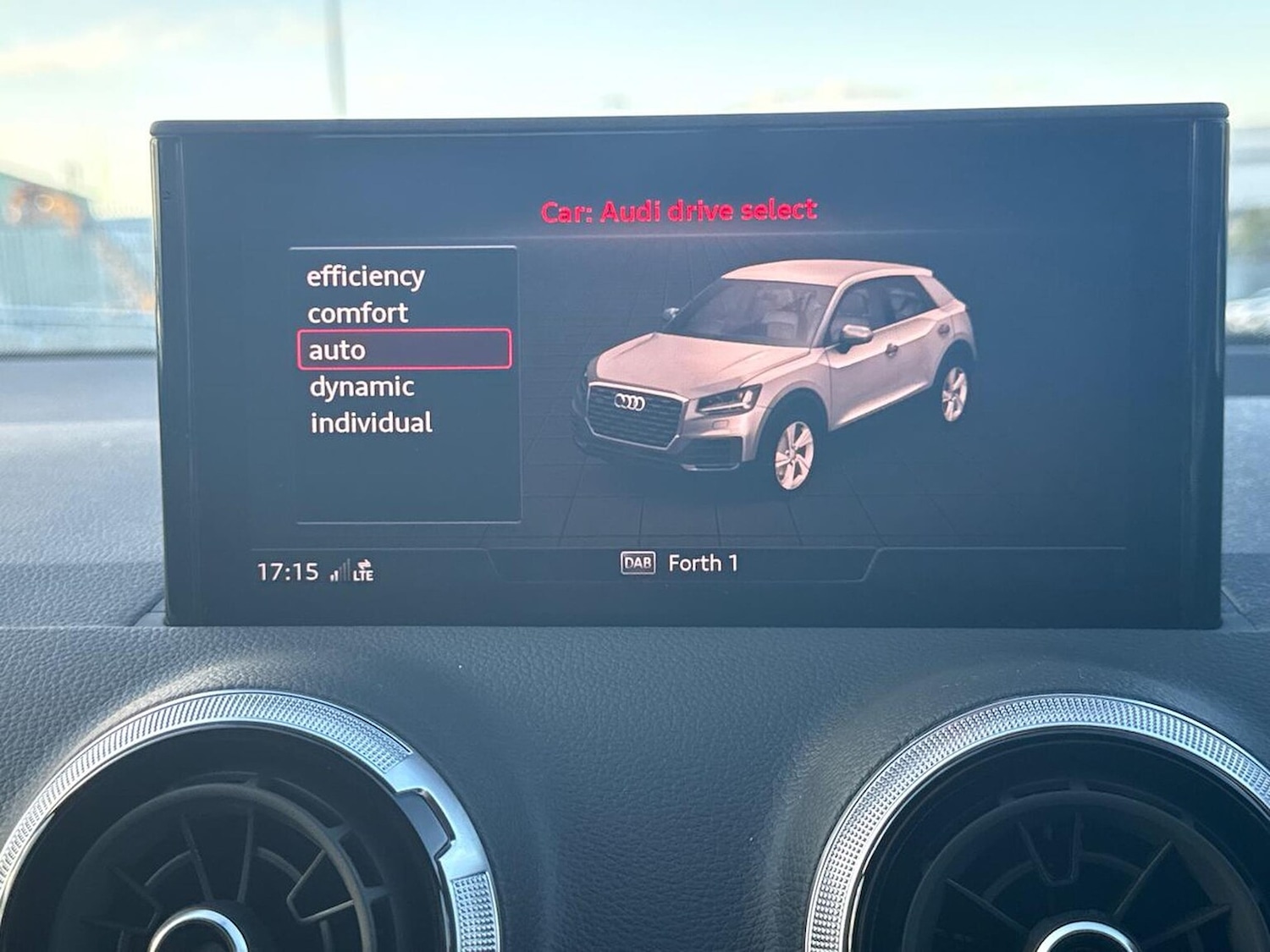 Used Audi Q2 2021 for sale - 76436525: Photo 25