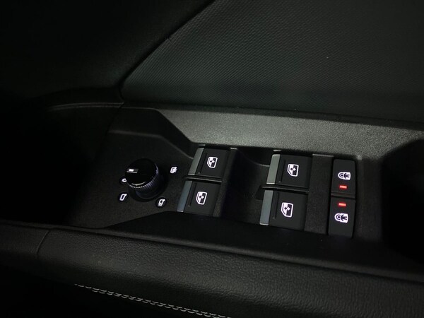 Used Audi Q4 e-tron 2025 for sale - 76305435: Photo 21