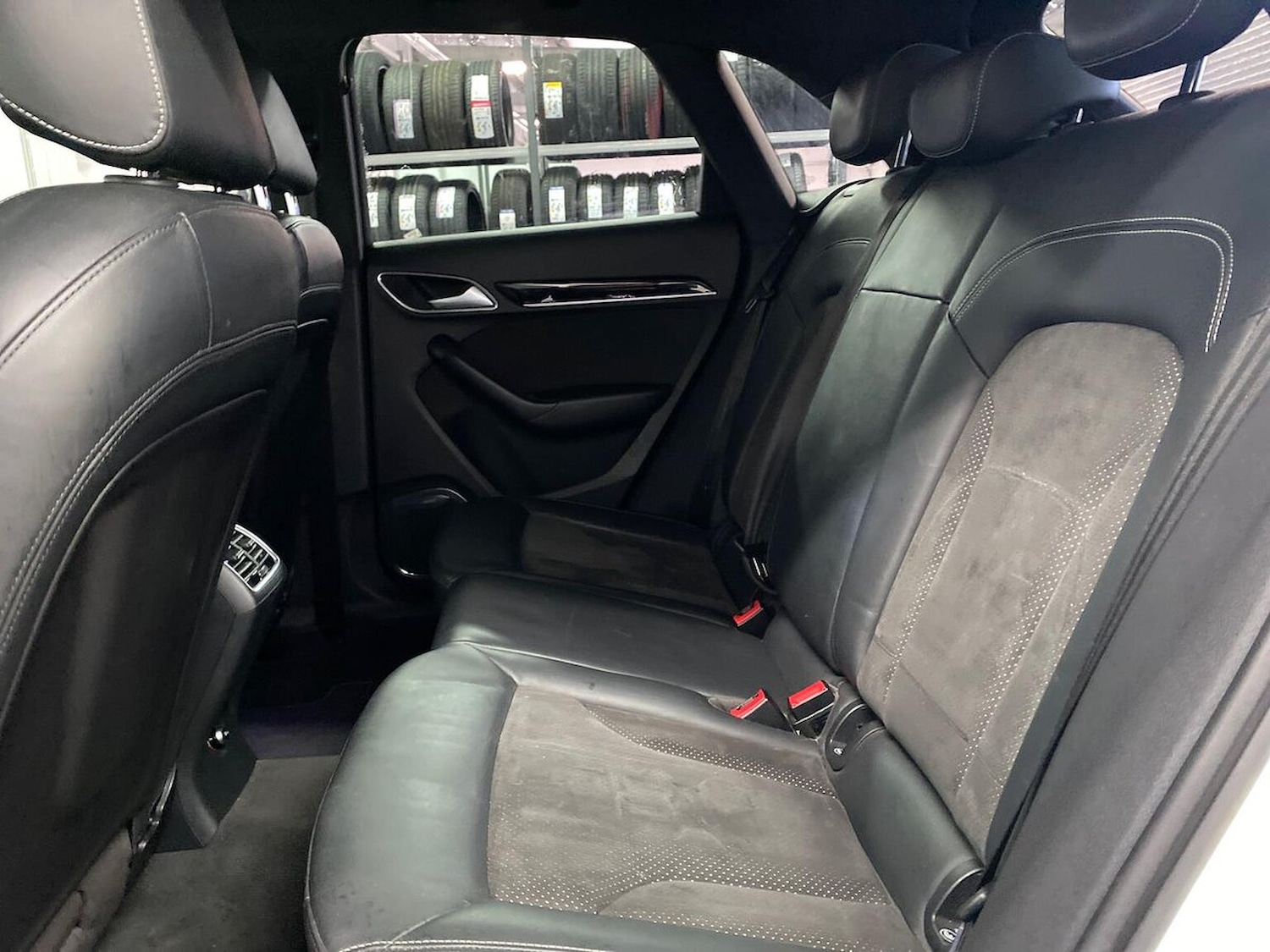 Used Audi Q3 2017 for sale - 76149596: Photo 16