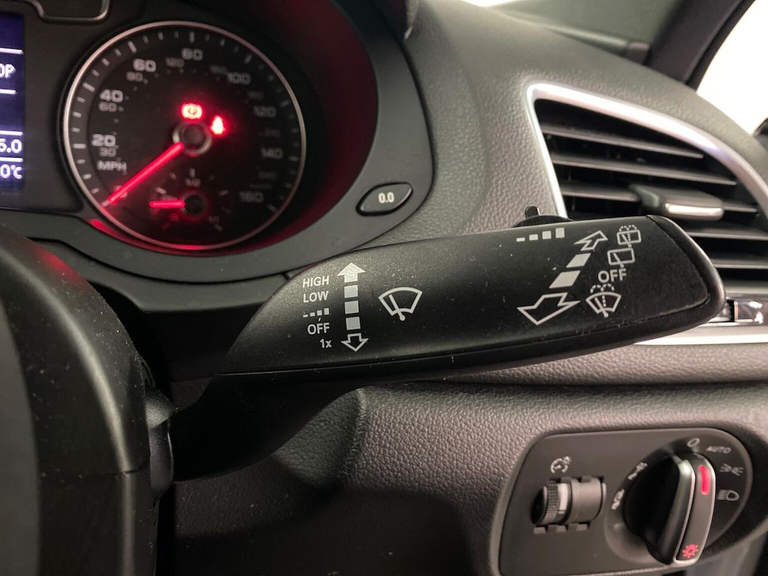 Used Audi Q3 2017 for sale - 76149596: Photo 28