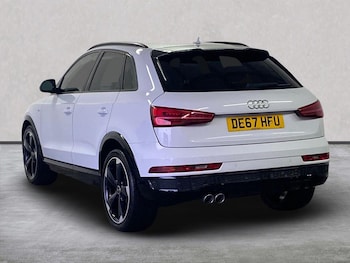 Used Audi Q3 2017 for sale - 76149596: Photo 2