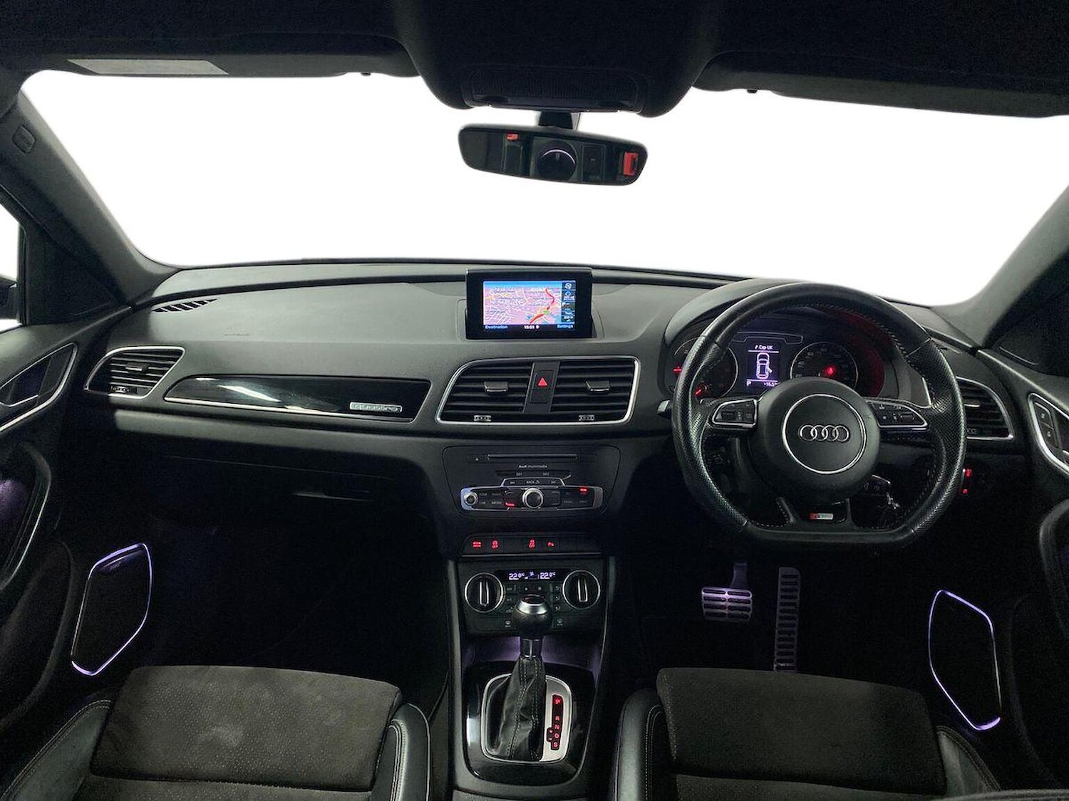 Used Audi Q3 2017 for sale - 76149596: Photo 8