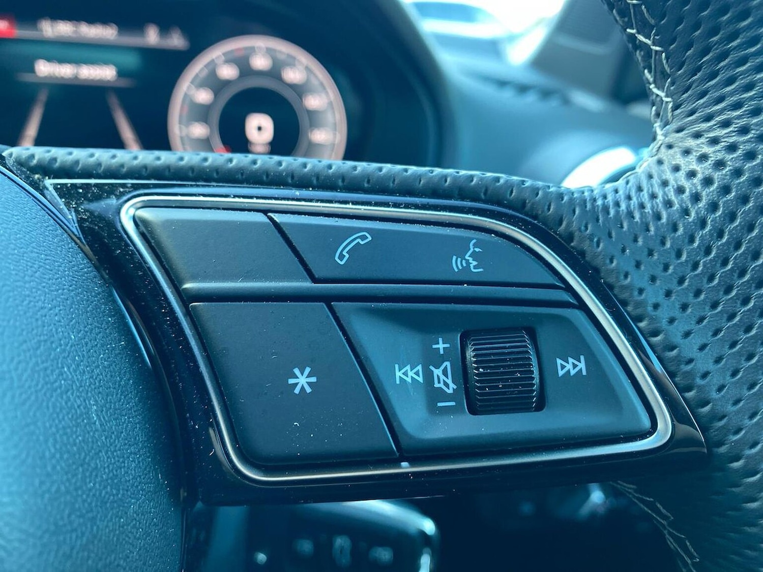 Used Audi Q2 2024 for sale - 76391729: Photo 26