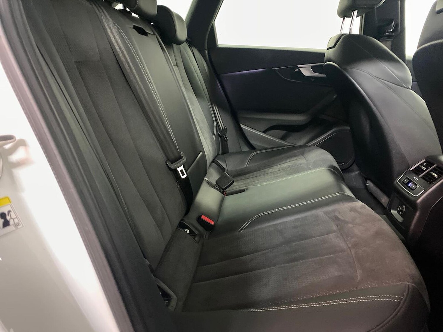 Used Audi A4 2022 for sale - 77033442: Photo 18