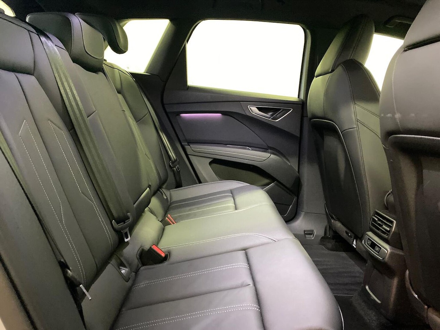 Used Audi Q4 e-tron 2025 for sale - 76157147: Photo 16