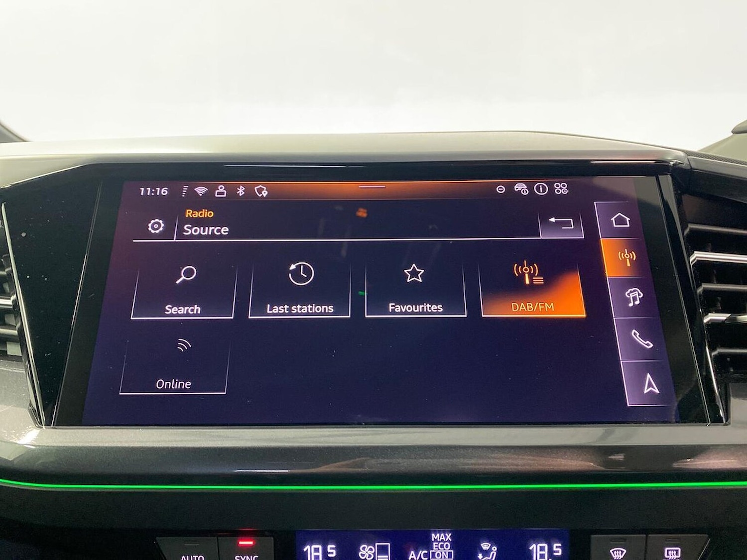 Used Audi Q4 e-tron 2025 for sale - 76157147: Photo 25
