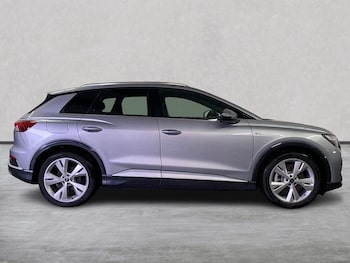 Used Audi Q4 e-tron 2025 for sale - 76157147: Photo
