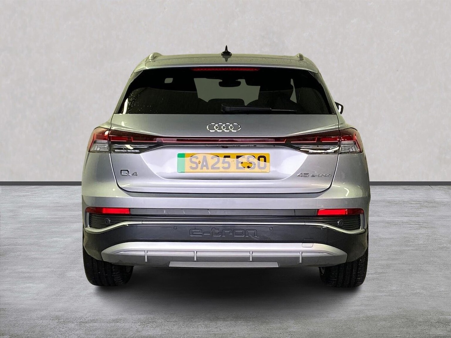 Used Audi Q4 e-tron 2025 for sale - 76157147: Photo 4