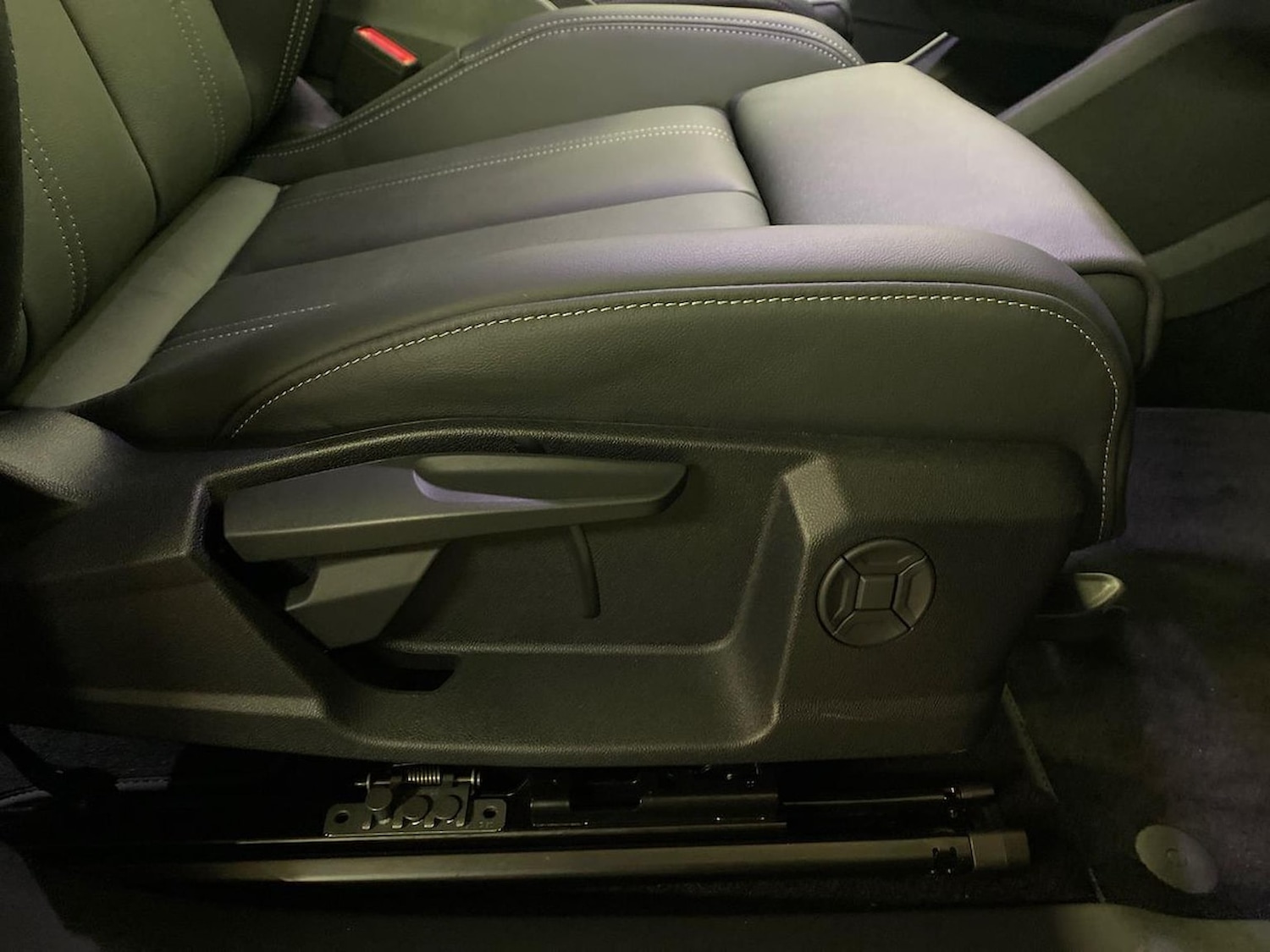 Used Audi Q4 e-tron 2025 for sale - 78193250: Photo 32