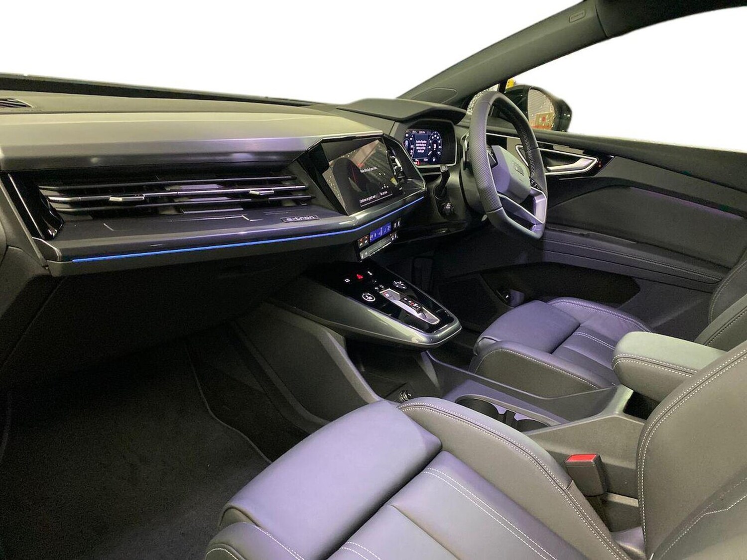 Used Audi Q4 e-tron 2025 for sale - 78193250: Photo 9