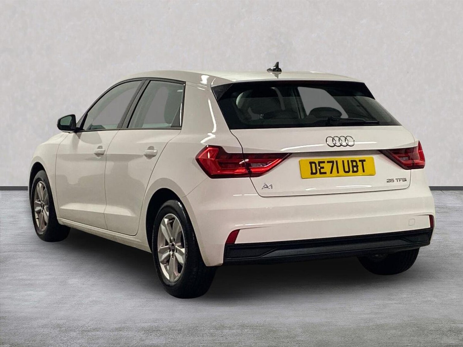 Used Audi A1 2021 for sale - 76682597: Photo 2