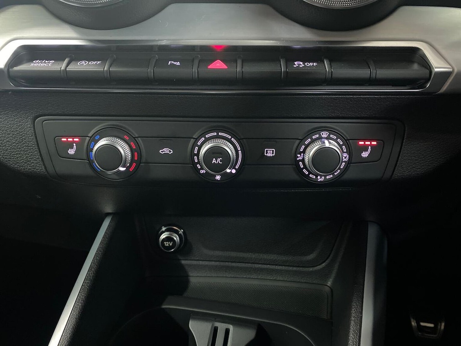 Used Audi Q2 2025 for sale - 76807520: Photo 12