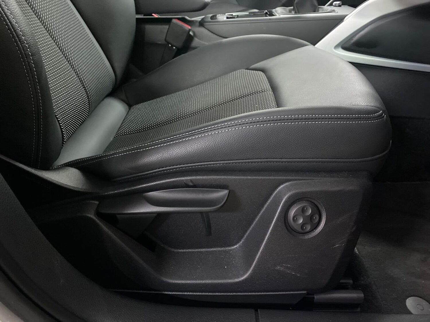 Used Audi Q2 2025 for sale - 77488861: Photo 30