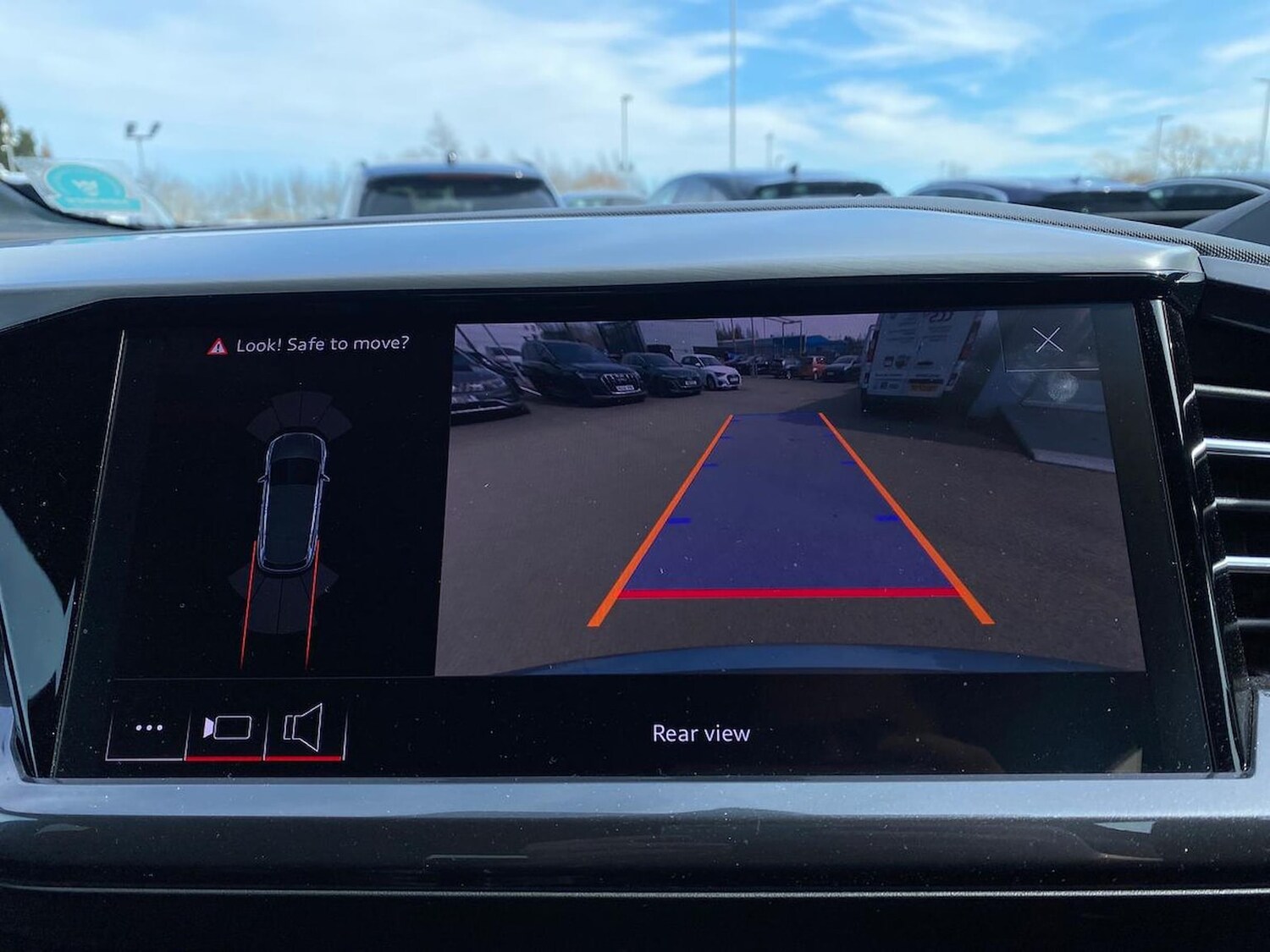 Used Audi Q4 e-tron 2022 for sale - 78193202: Photo 25