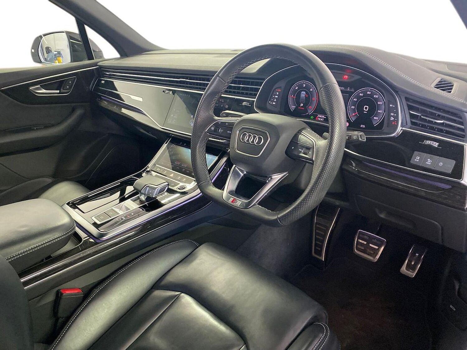 Used Audi Q7 2023 for sale - 78192932: Photo 17