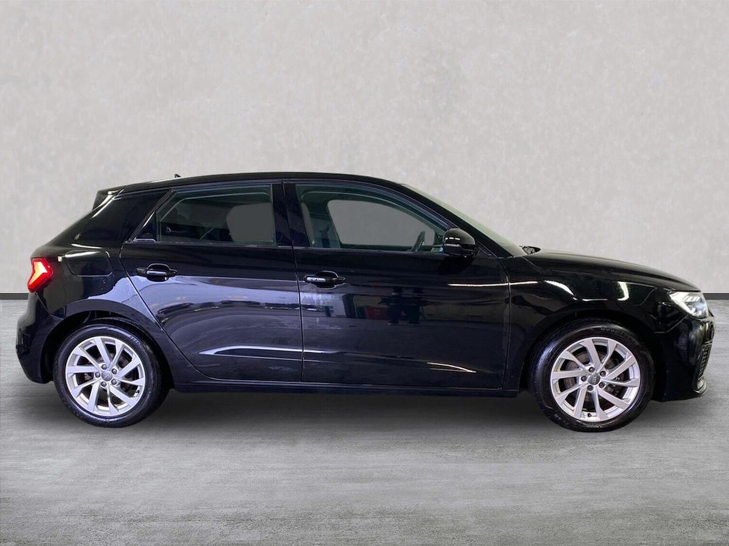 Used Audi A1 2020 for sale - 76969947: Photo 3