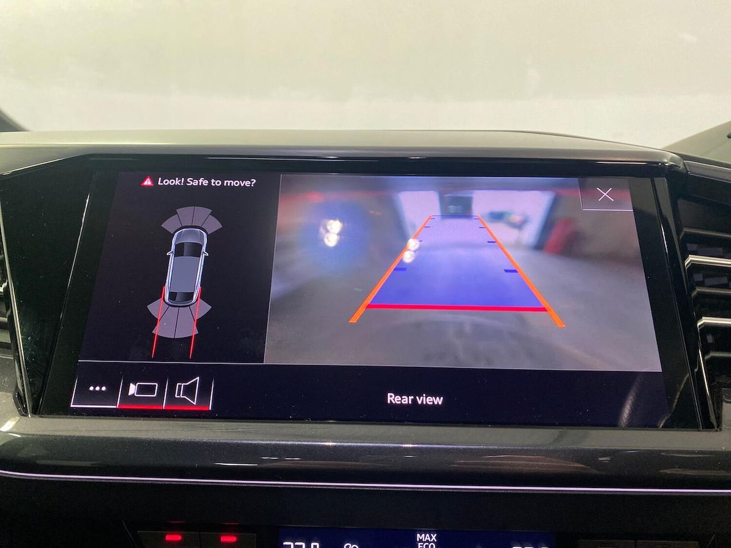 Used Audi Q4 e-tron 2022 for sale - 78193104: Photo 25