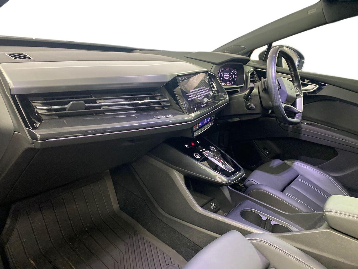 Used Audi Q4 e-tron 2022 for sale - 78193104: Photo 9