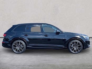 Used Audi Q7 2025 for sale - 76426694: Photo