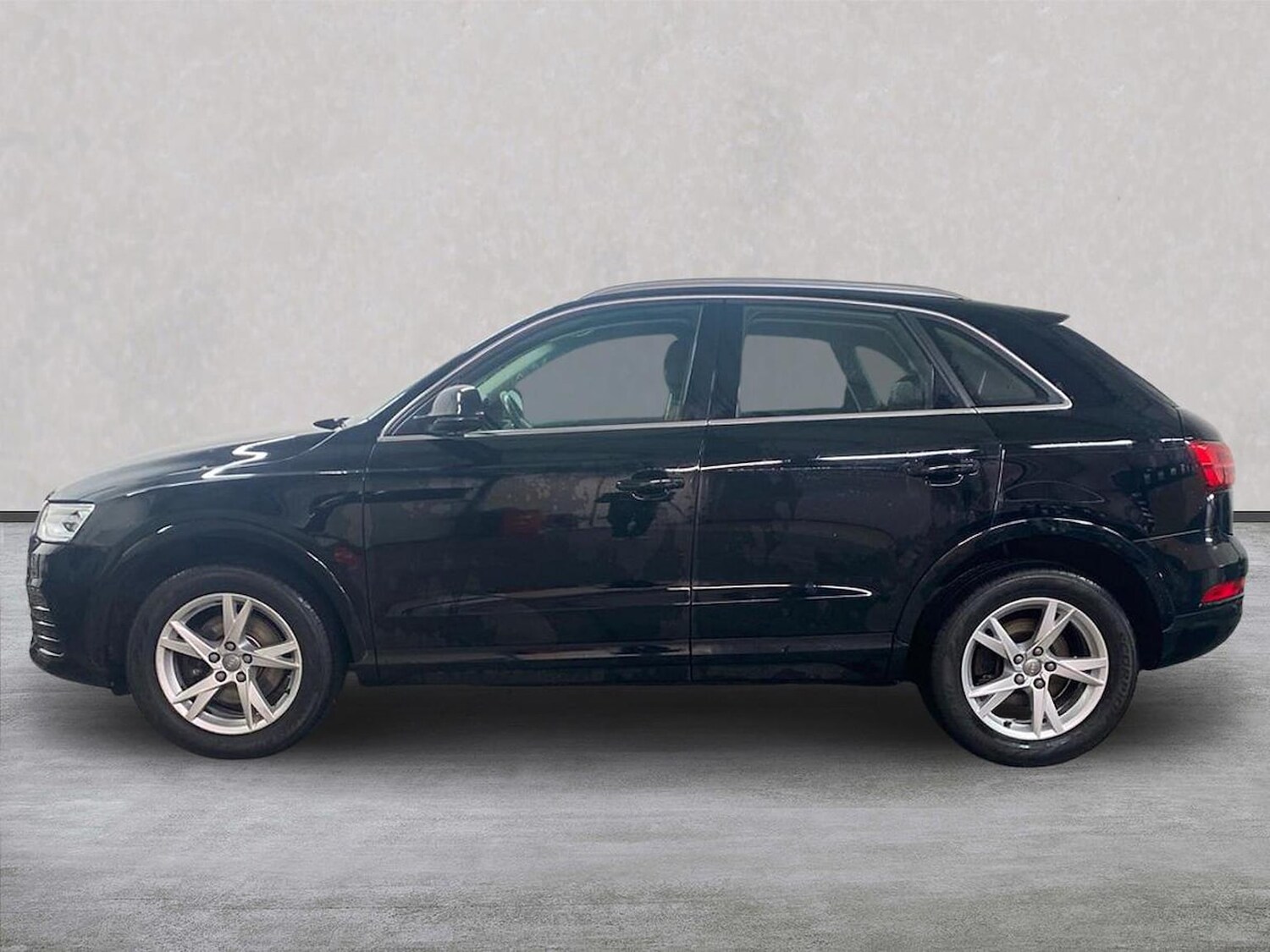 Used Audi Q3 2017 for sale - 77488826: Photo 19