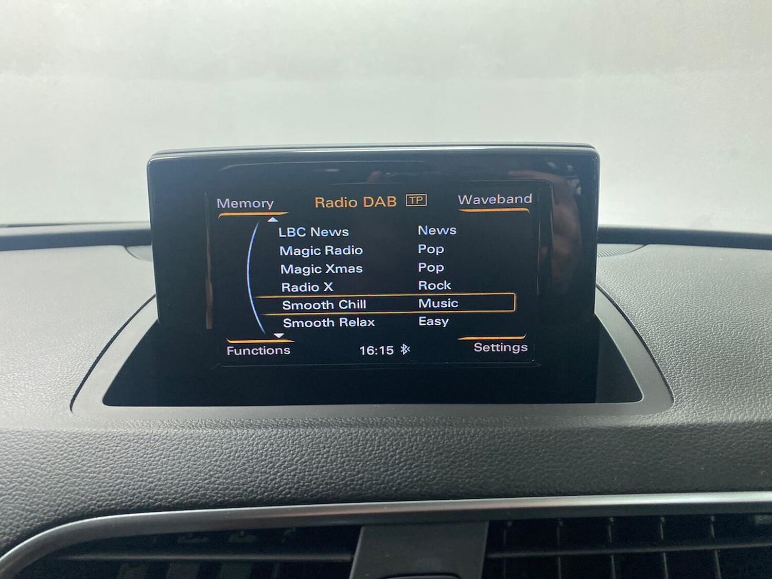 Used Audi Q3 2017 for sale - 77488826: Photo 25