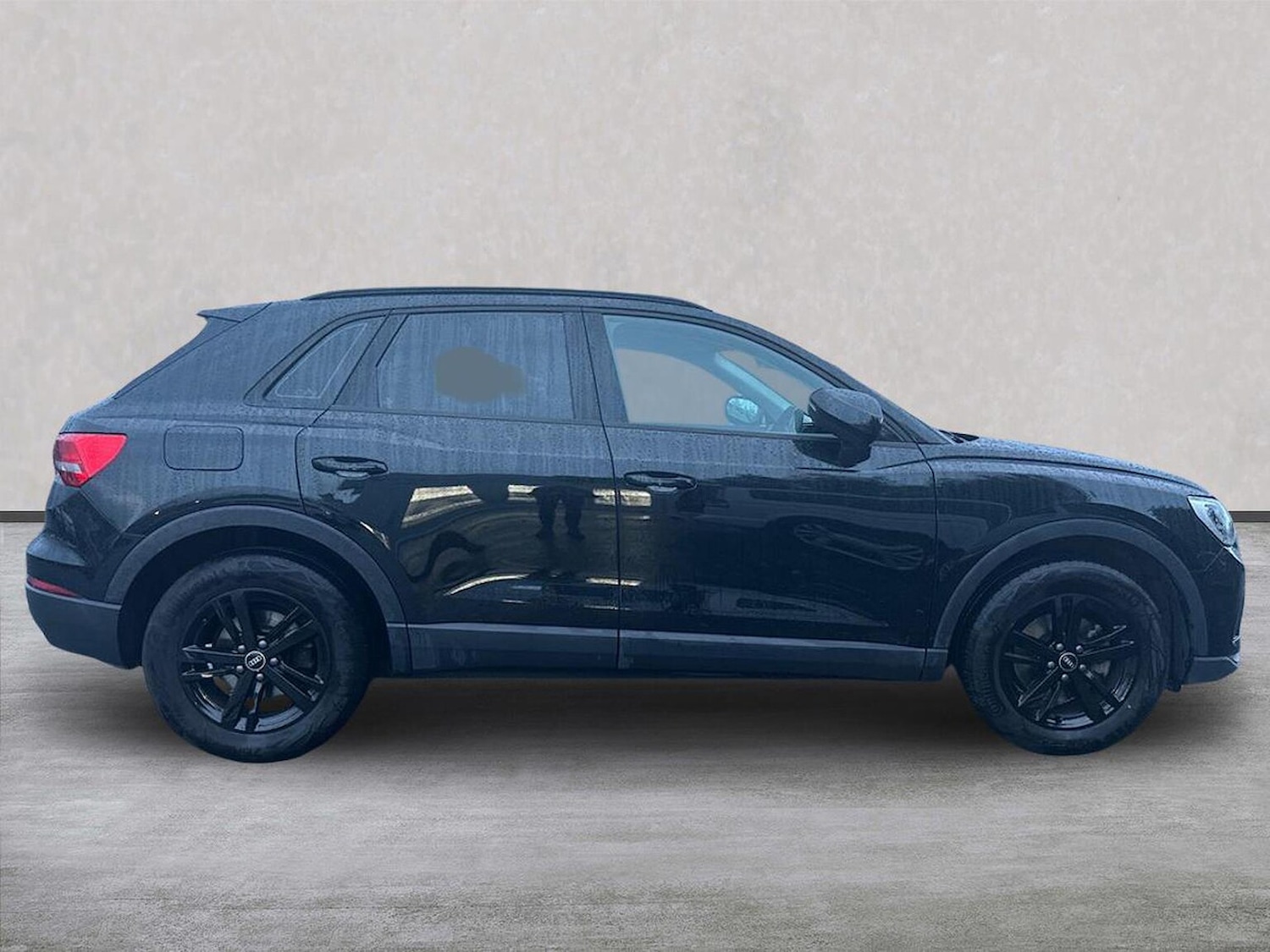 Used Audi Q3 2023 for sale - 76455243: Photo 3