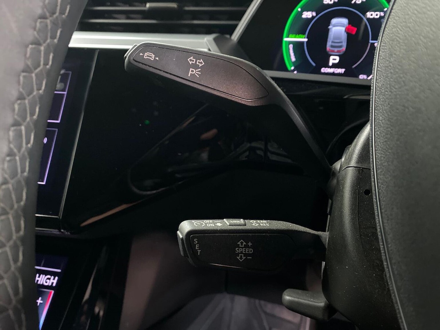 Used Audi Q8 2023 for sale - 77991816: Photo 29