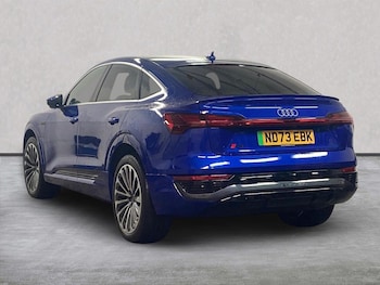 Used Audi Q8 2023 for sale - 77991816: Photo