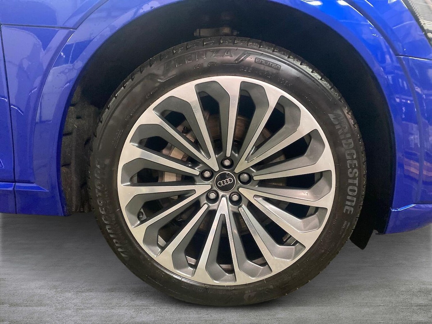 Used Audi Q8 2023 for sale - 77991816: Photo 6