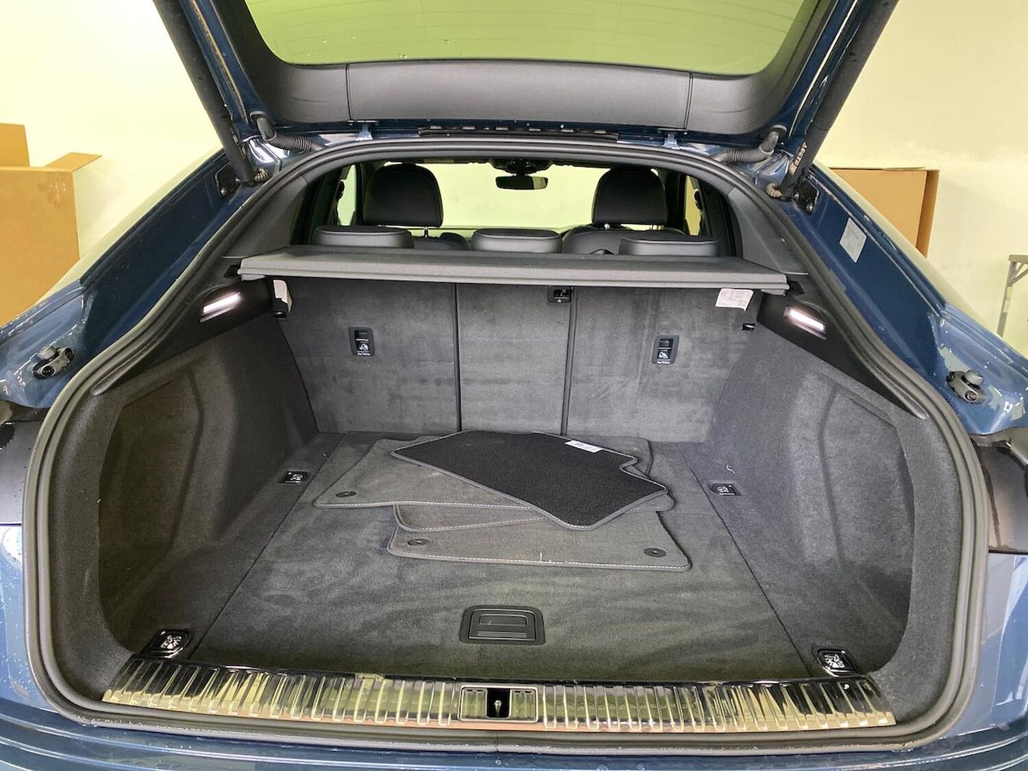 Used Audi Q8 2023 for sale - 78144502: Photo 19