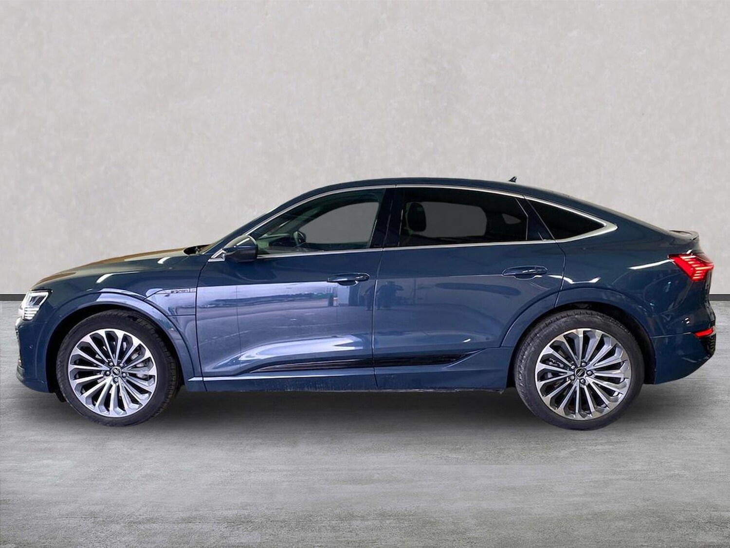 Used Audi Q8 2023 for sale - 78144502: Photo 21