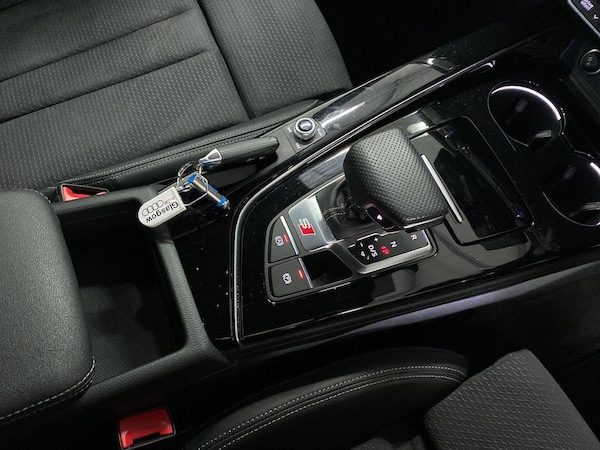 Used Audi A4 2022 for sale - 76330000: Photo 13